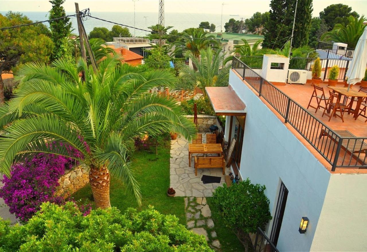 Villa For Rent In
