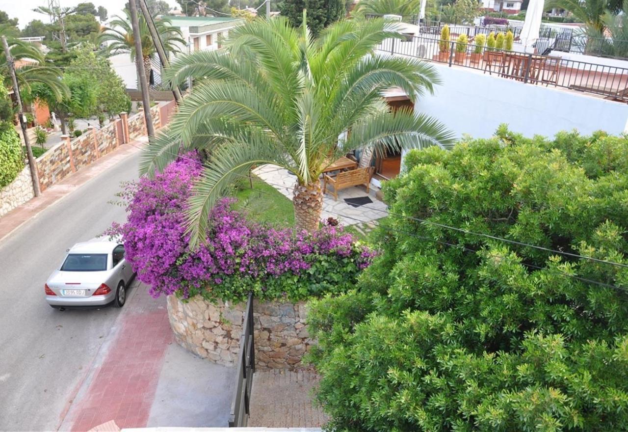 Villa For Rent In